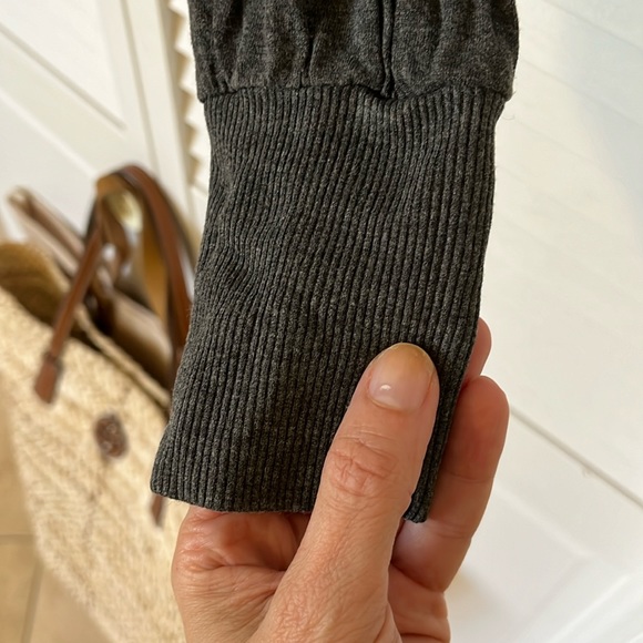 Mango gray turtle neck. - Picture 7 of 8